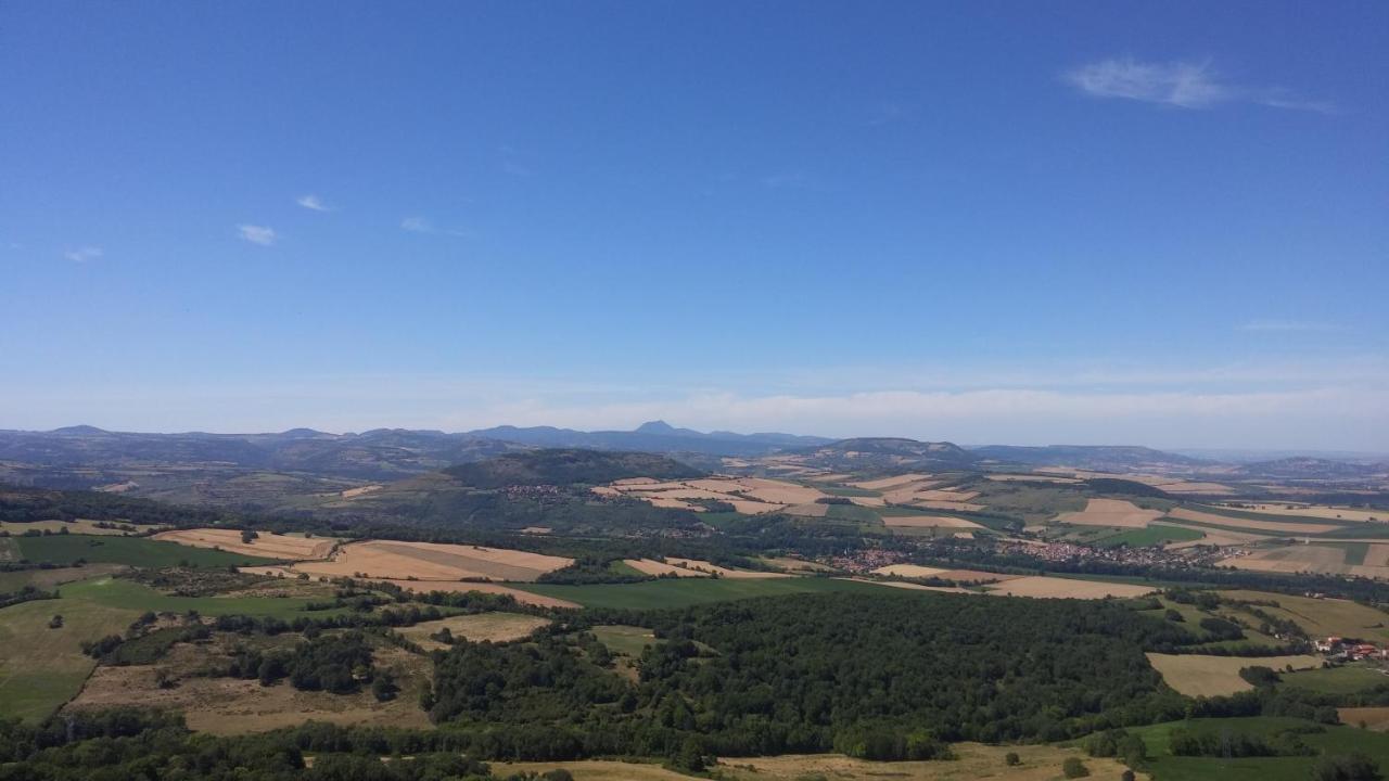 L'Insolite Du Pic D'Ysson Vodable Buitenkant foto